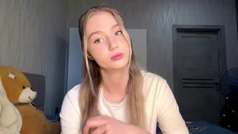 Snapshot of partheniamachle chatting on July 2026 02:19:01 PM Milana online show from July 2026 02:19:01 PM