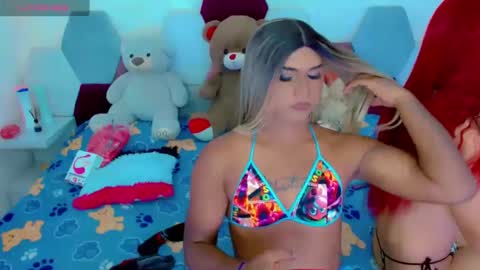 Snapshot of party_duo_trans chatting on January 2025 05:05:02 AM sara y cata online show from January 2025 05:05:02 AM