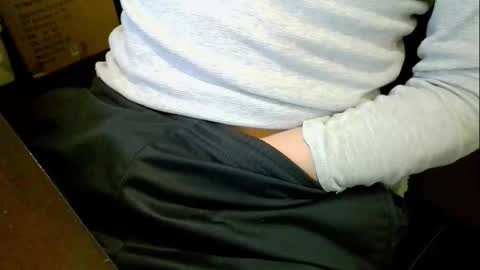 Snapshot of partyboy_ chatting on October 2025 06:08:01 PM Partyboy online show from October 2025 06:08:01 PM