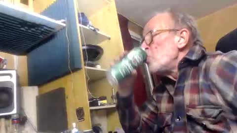 pascal88881 online show from December 2024 11:08:01 PM