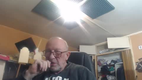 pascal88881 online show from December 2024 02:06:02 AM