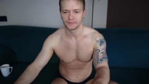 Snapshot of pashka_x chatting on June 2026 06:52:02 AM Pashka online show from June 2026 06:52:02 AM