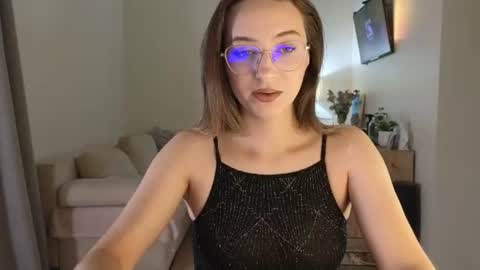 Anna online show from July 2026 07:45:01 PM