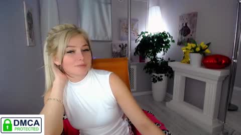 Snapshot of passionate_babe chatting on March 2025 09:34:02 AM I have returned from vacation and I am glad to share my energy and emotions with you online show from March 2025 09:34:02 AM