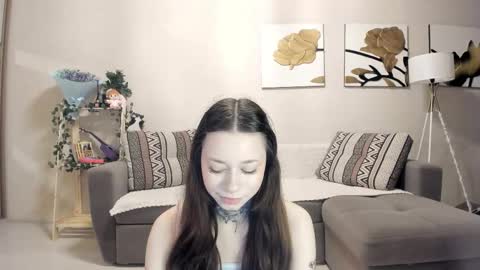 Bella online show from September 2025 03:29:01 AM