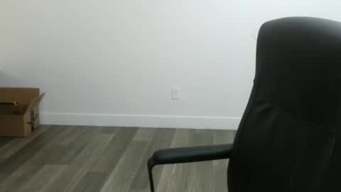 Bob online show from October 2025 02:01:02 AM