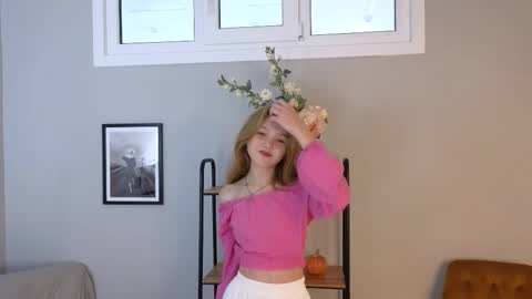 Vicki online show from September 2025 10:06:02 AM