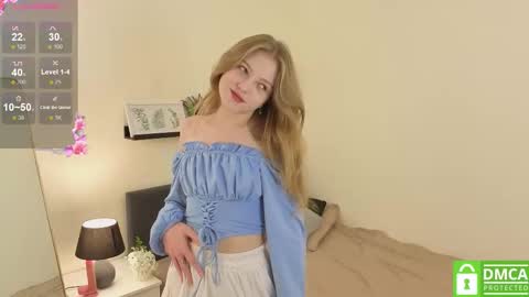 Vicki online show from October 2025 10:04:01 AM