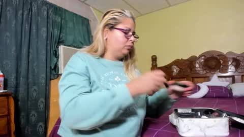 Snapshot of patricia_snack chatting on March 2025 01:43:01 AM Patricia online show from March 2025 01:43:01 AM