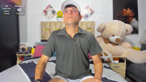 Snapshot of patrick_sanzzz chatting on February 2026 04:51:02 AM Patrick online show from February 2026 04:51:02 AM