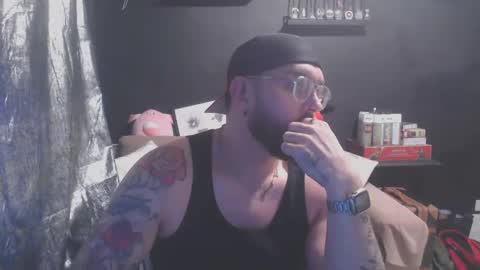 patrickmorris92 online show from February 2026 07:06:02 PM