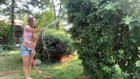 Andreea online show from July 2026 03:03:02 PM