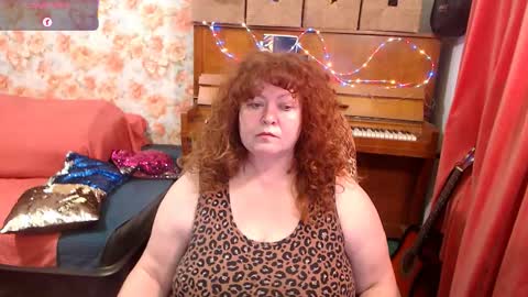 Snapshot of patsyorose chatting on December 2025 04:33:02 AM PatsyORose online show from December 2025 04:33:02 AM