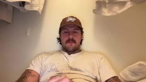Snapshot of pattys_worlds chatting on April 2026 11:28:01 PM Patty online show from April 2026 11:28:01 PM