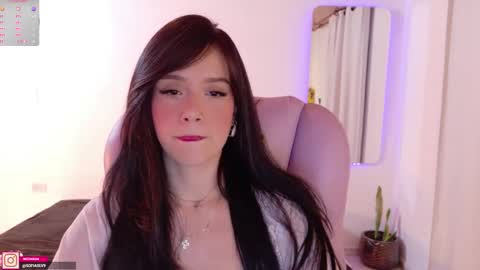 Sofa online show from February 2026 04:16:02 AM