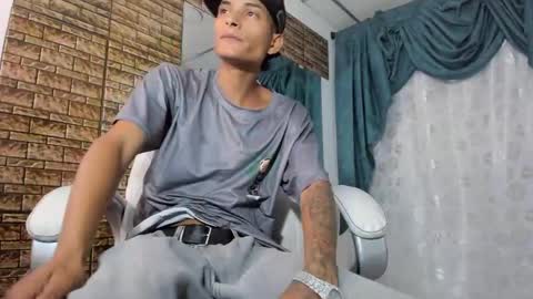 Paul online show from October 2025 03:56:02 AM