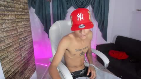 Paul online show from October 2025 04:24:02 AM