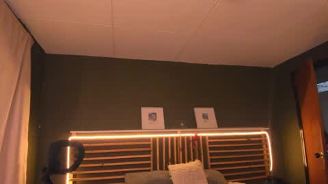 Paul online show from March 2025 12:27:02 PM