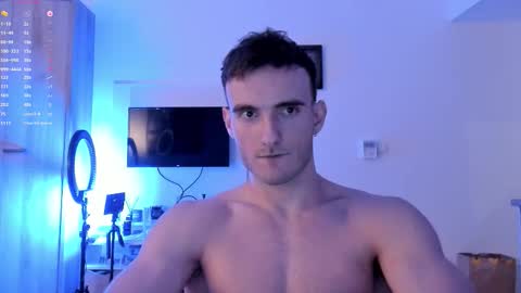 Paul online show from November 2025 03:16:02 AM