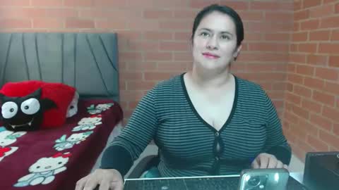 paula__117 online show from April 2026 08:13:02 PM