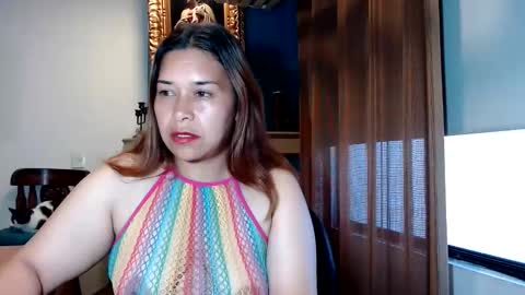 Snapshot of paula_anderson chatting on December 2024 10:16:01 PM PAULA online show from December 2024 10:16:01 PM