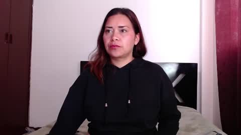 PAULA online show from July 2026 04:32:01 PM