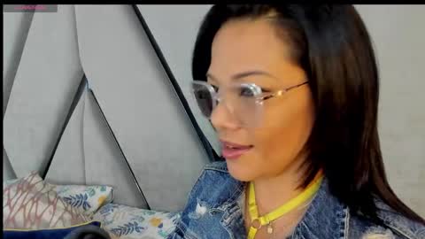 Snapshot of paula_daniela1 chatting on February 2025 10:09:02 PM Paula online show from February 2025 10:09:02 PM