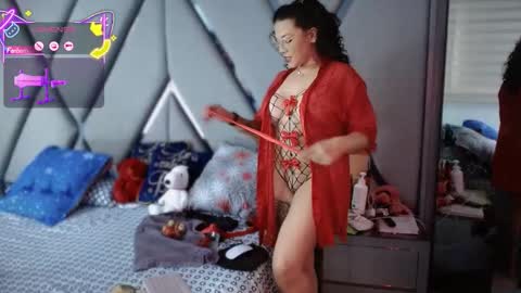 Snapshot of paula_daniela1 chatting on October 2025 09:04:01 PM Paula online show from October 2025 09:04:01 PM