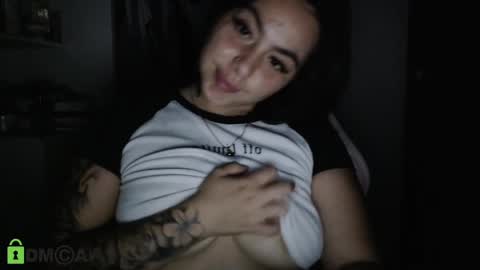 Snapshot of paula_torrez chatting on February 2025 04:40:01 AM paula_torrez online show from February 2025 04:40:01 AM