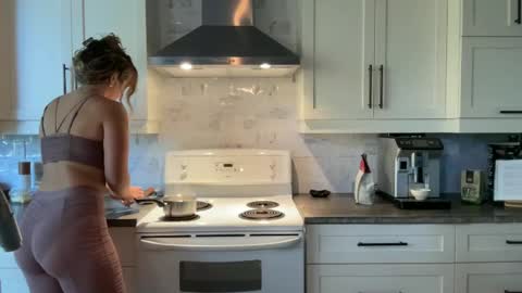 Snapshot of paulilafay chatting on September 2025 01:34:02 PM Paulila  Fay online show from September 2025 01:34:02 PM