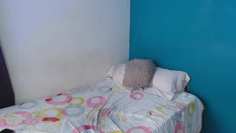 Snapshot of paulin01_ chatting on May 2026 04:04:02 PM Paulina online show from May 2026 04:04:02 PM