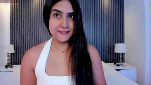 Snapshot of paulina_sweett chatting on June 2026 11:56:02 AM Paulina online show from June 2026 11:56:02 AM