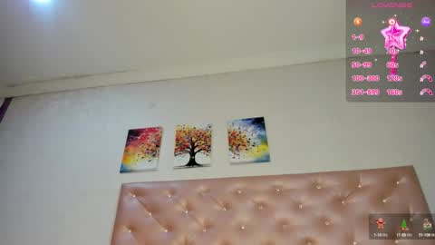 PaulinaSaennz online show from September 2025 12:32:02 PM