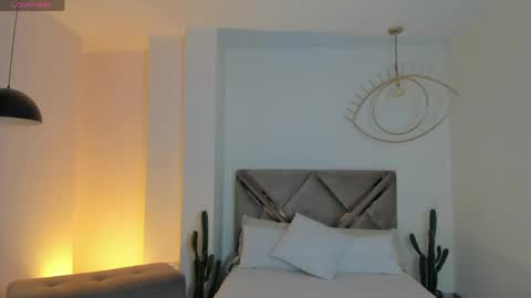 Paulina Santos  online show from March 2026 07:08:02 PM