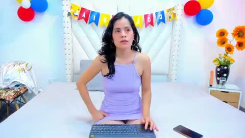 Snapshot of paulinavera chatting on July 2026 08:37:01 PM paulinavera online show from July 2026 08:37:01 PM