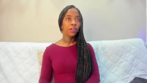 Snapshot of pauline_fox chatting on September 2025 12:21:01 AM Pauline online show from September 2025 12:21:01 AM