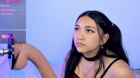 Pauline online show from December 2024 06:13:02 AM