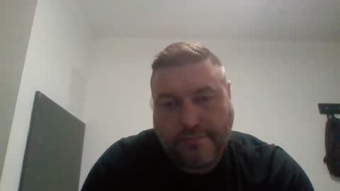 pauljr85 online show from June 2026 11:38:02 PM