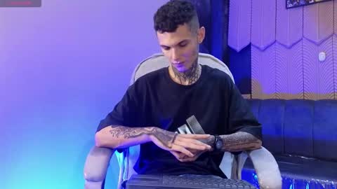 Snapshot of paulo527 chatting on February 2026 09:12:02 PM Paulo online show from February 2026 09:12:02 PM