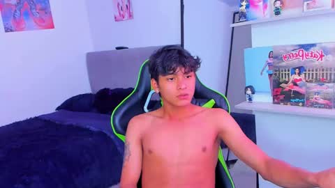 Paul online show from April 2026 07:26:01 PM