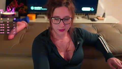 pawg_official online show from October 2025 12:11:01 AM