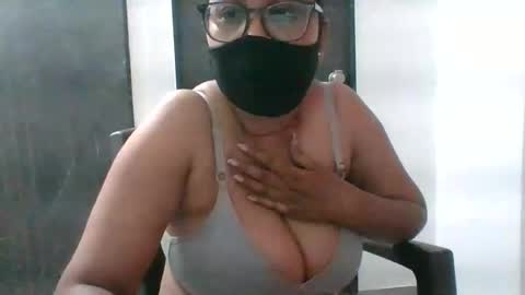 Snapshot of payal_sing chatting on June 2026 01:17:02 PM Payal online show from June 2026 01:17:02 PM