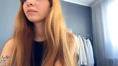 Lola online show from February 2026 09:04:02 AM