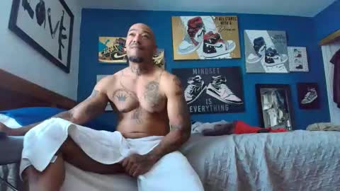 Snapshot of pcuddy3 chatting on November 2025 10:52:02 PM Phenomenal online show from November 2025 10:52:02 PM