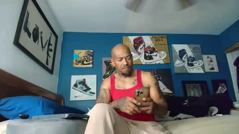 Snapshot of pcuddy3 chatting on November 2025 06:59:02 PM Phenomenal online show from November 2025 06:59:02 PM