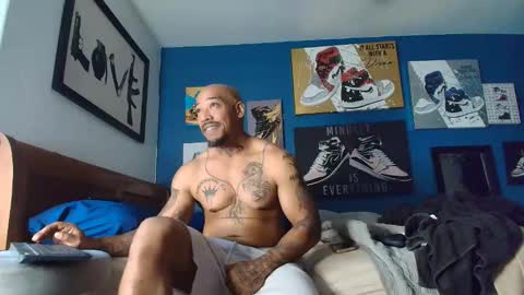 Snapshot of pcuddy3 chatting on November 2025 03:25:02 PM Phenomenal online show from November 2025 03:25:02 PM