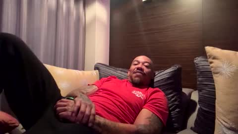 Snapshot of pcuddy3 chatting on December 2025 01:54:01 AM Phenomenal online show from December 2025 01:54:01 AM