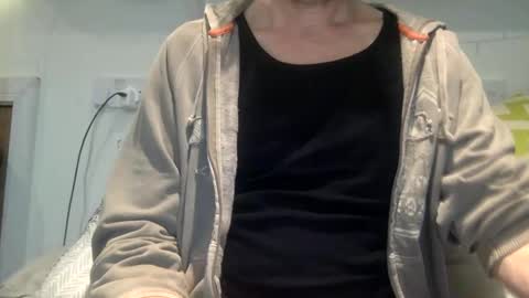 Snapshot of pea23 chatting on January 2025 10:49:02 AM pea23 online show from January 2025 10:49:02 AM