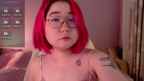Lilian   online show from October 2025 08:23:02 AM