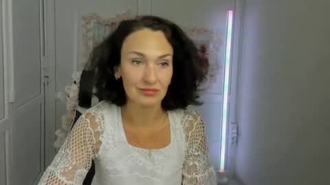 Christina online show from June 2026 06:07:01 AM